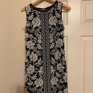 Black and White Market pattern dress size 8.